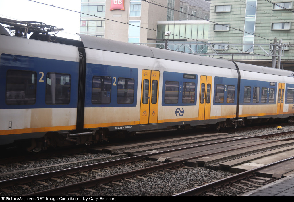 NS Sprinter #2635 - Nederlandse Spoorwegen 